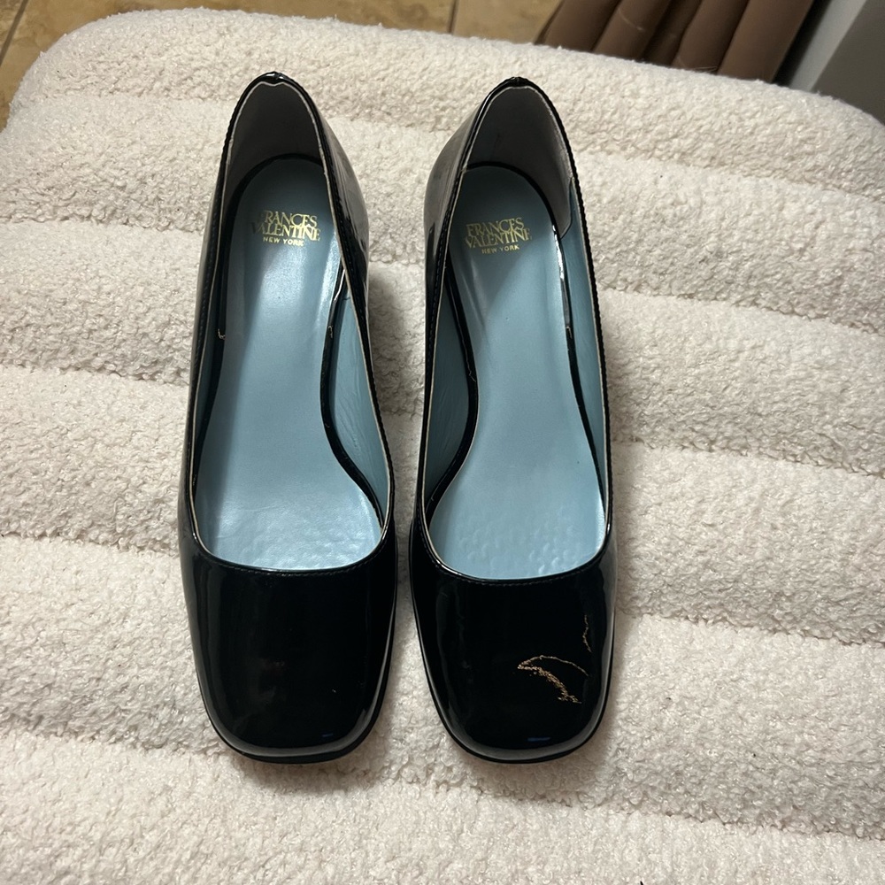 France’s Valentine New York black doll pump  heels classic elegant